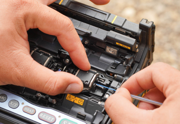 Elektro Fries Netzwerke Intro 01