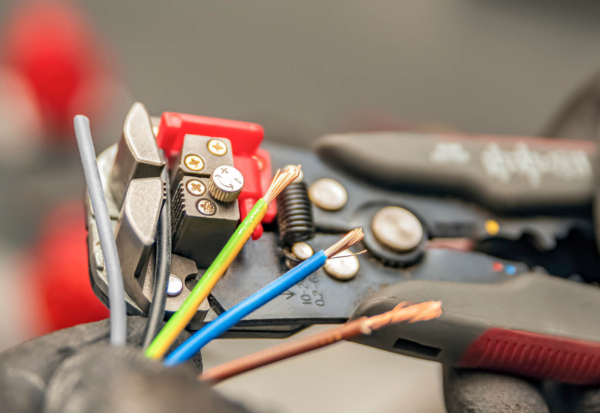 Elektro Fries Reparatur Intro 01